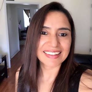 Meet your Posher, Elena